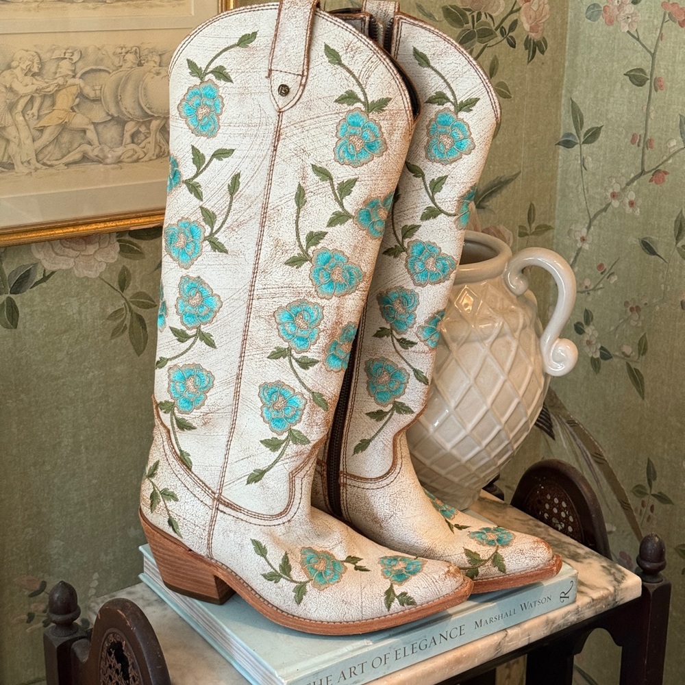 LIBERTY Black Floral Embroidered Western Boots - White and Blue